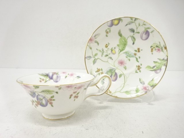 Pottery & Ceramics